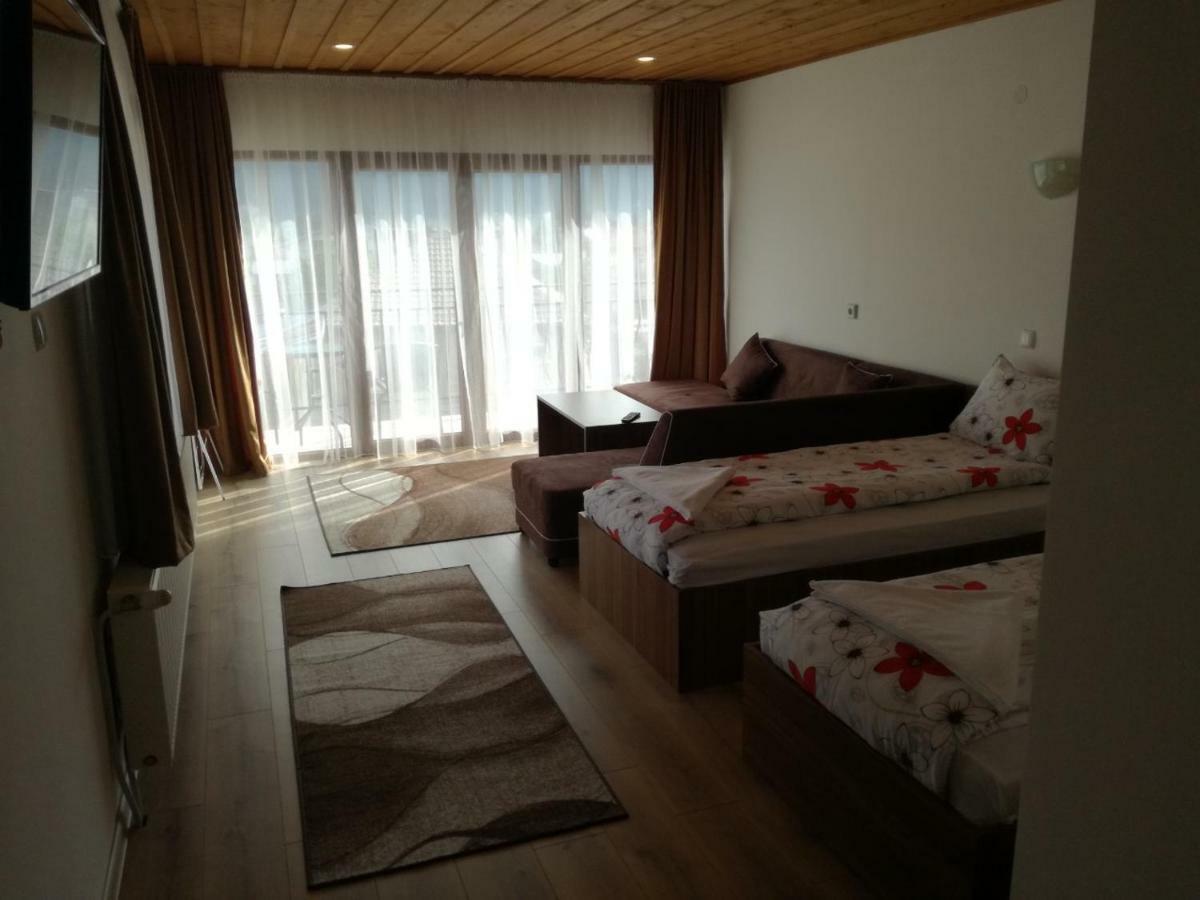 Къща Генчеви Hotel Sarnitsa Bagian luar foto